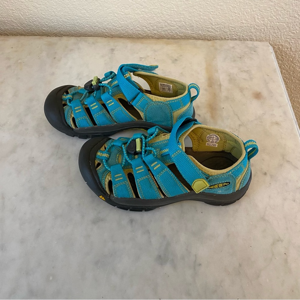 Keen Kids Blue and Black Sandals